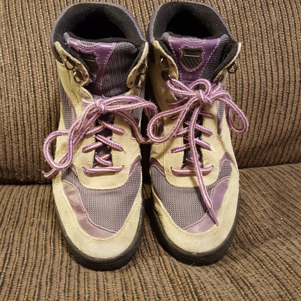 K-Swiss boots